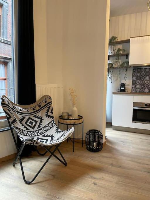 Suite 26-Appartement Au Coeur De Namur Exterior photo